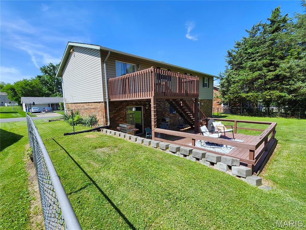 208 Rosemary Drive Property Photo 4