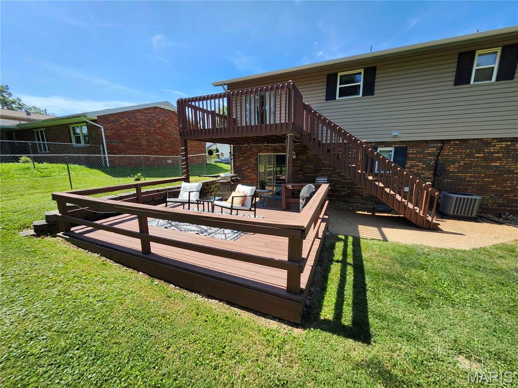 208 Rosemary Drive Property Photo 8