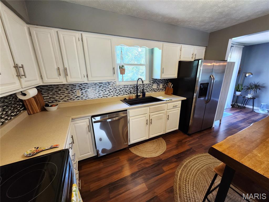 208 Rosemary Drive Property Photo 24