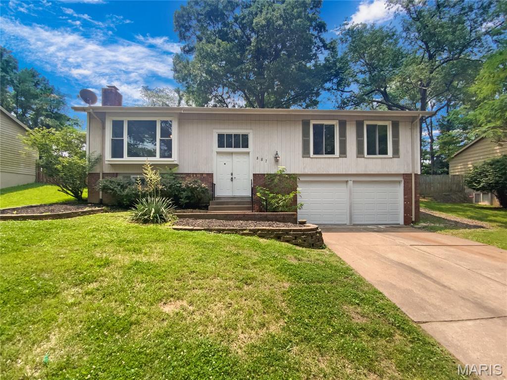887 Totem Woods Court Property Photo 1