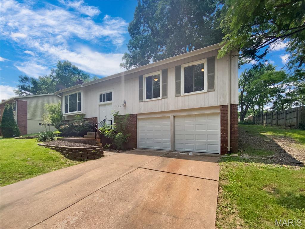 887 Totem Woods Court Property Photo 8