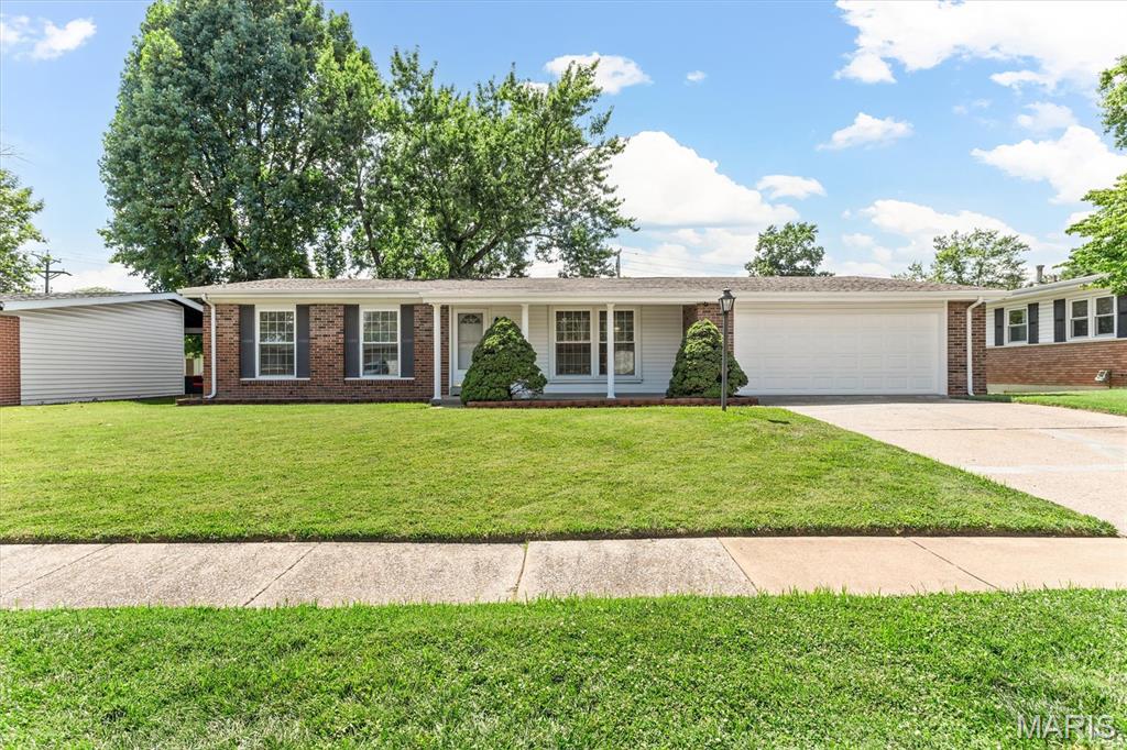1445 Thoroughbred Lane Property Photo 1