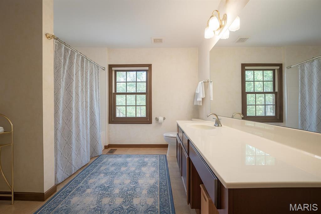 2259 Sycamore Drive Property Photo 20