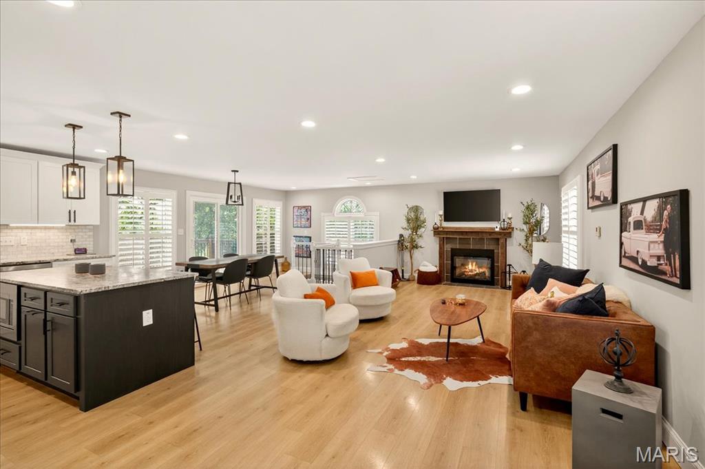 6521 Woodland Drive Property Photo 1