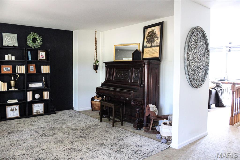 3862 Highway O Property Photo 4