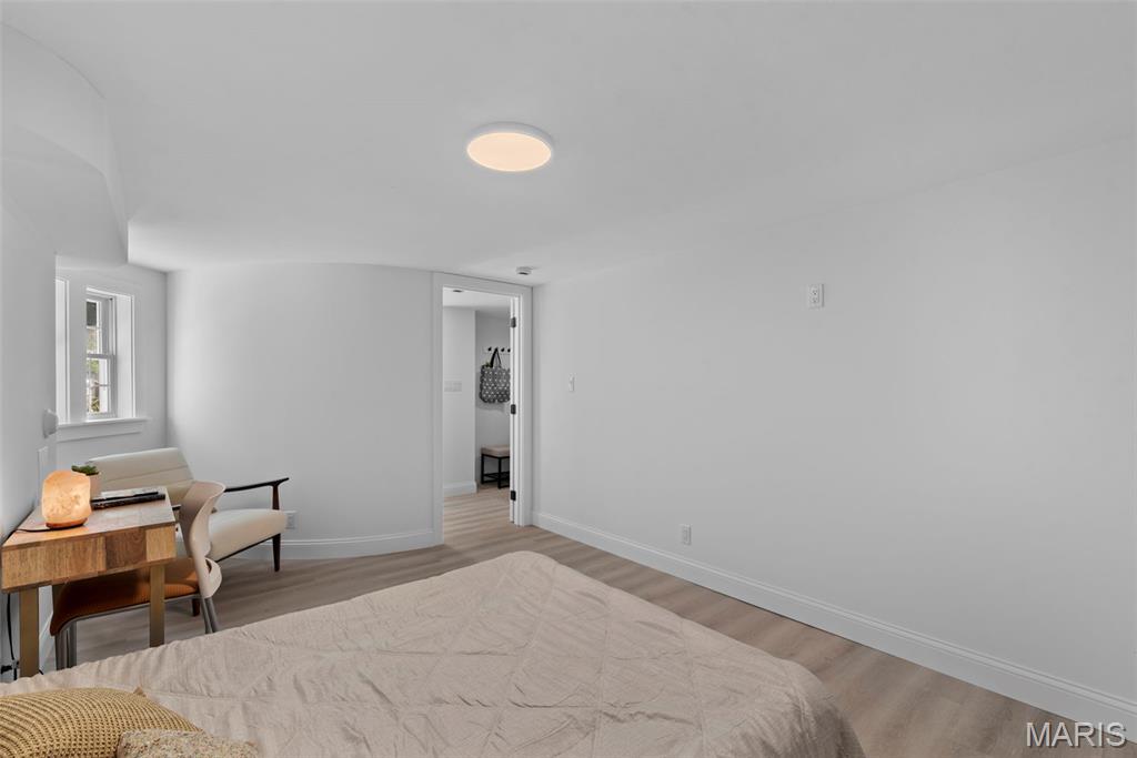 1024 N Taylor Avenue Property Photo 18