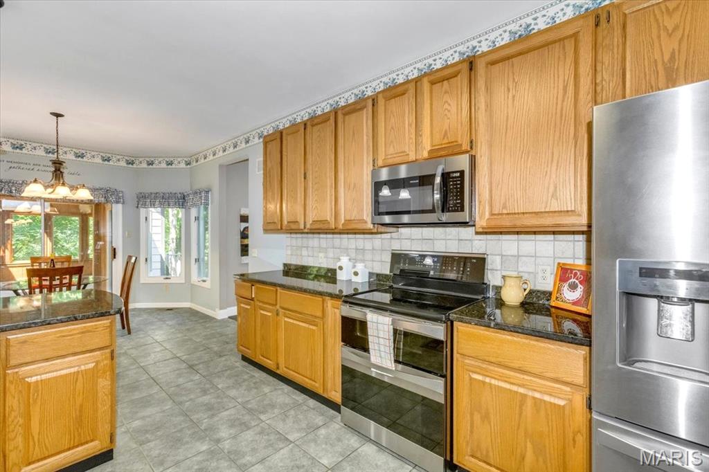 19049 Bear Trail Road Property Photo 12