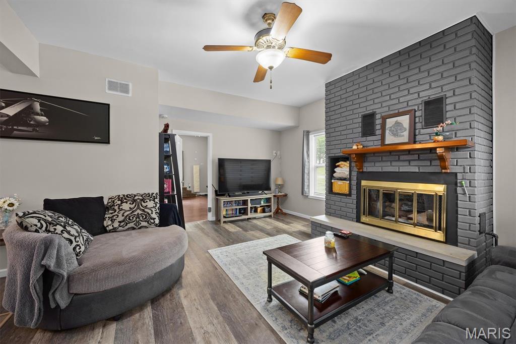 626 W Main Street Property Photo 3