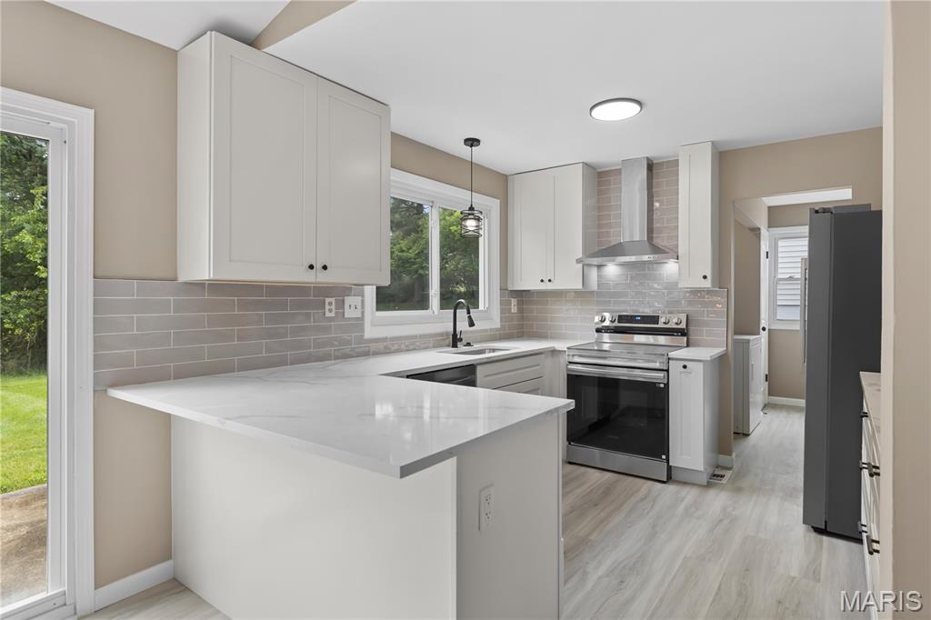 15391 Highcroft Drive Property Photo 9