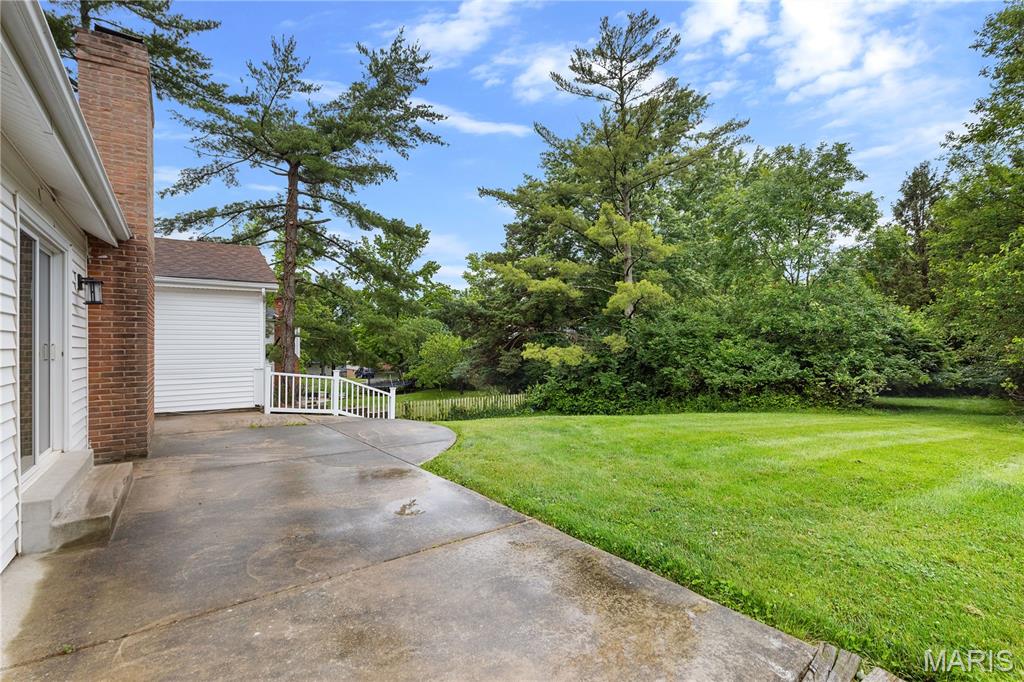 15391 Highcroft Drive Property Photo 23