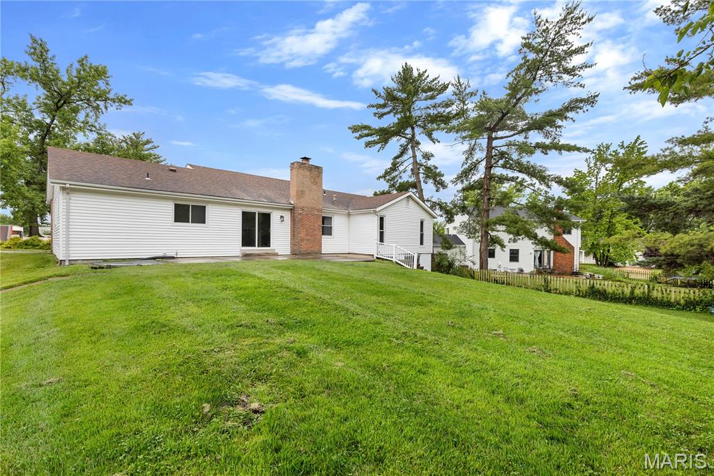 15391 Highcroft Drive Property Photo 24