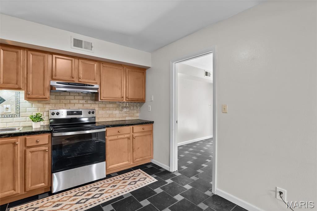 404 Applestone Drive Property Photo 30
