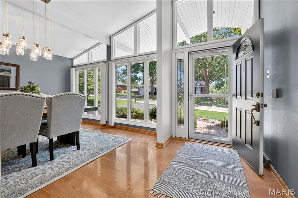 34 Oakland Hills Drive Property Photo 4