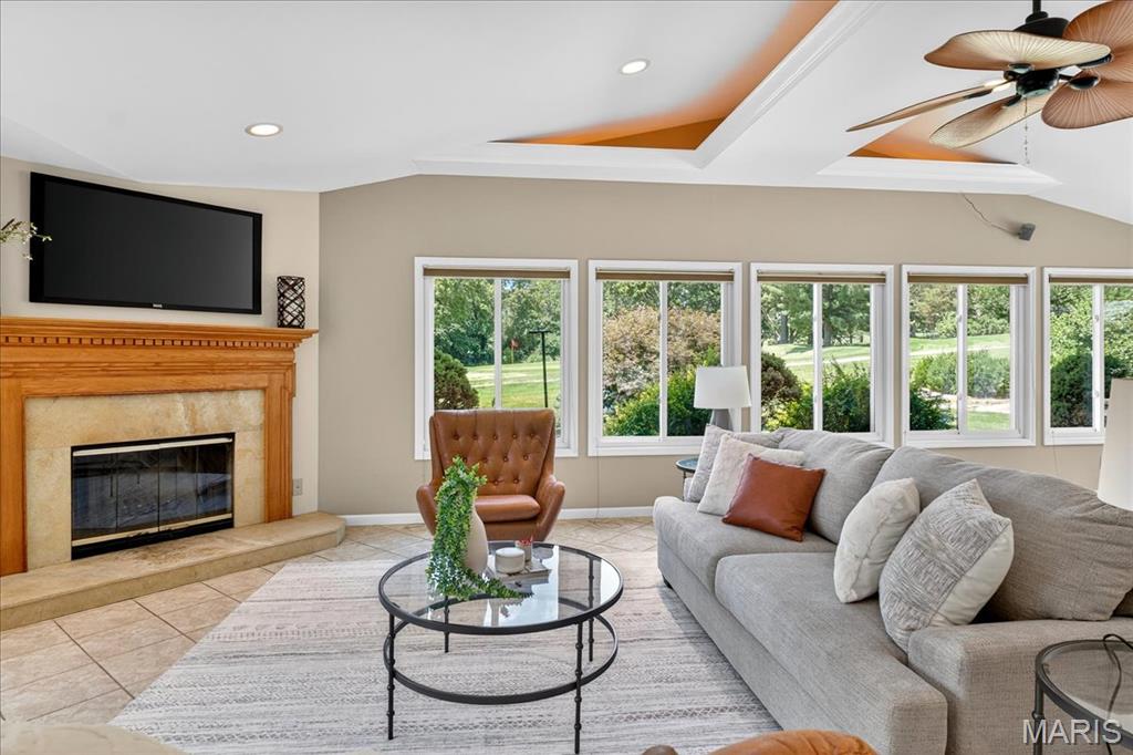 34 Oakland Hills Drive Property Photo 19