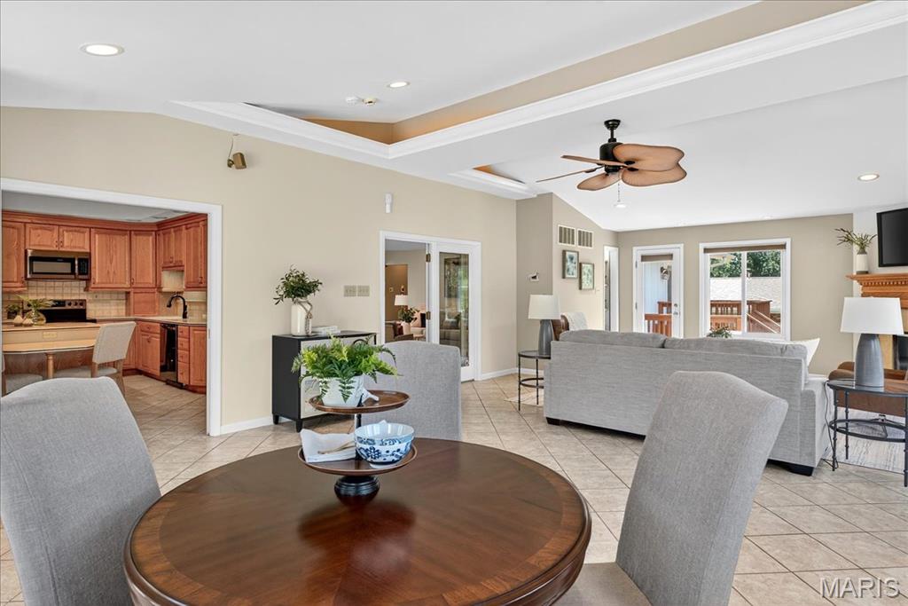 34 Oakland Hills Drive Property Photo 21