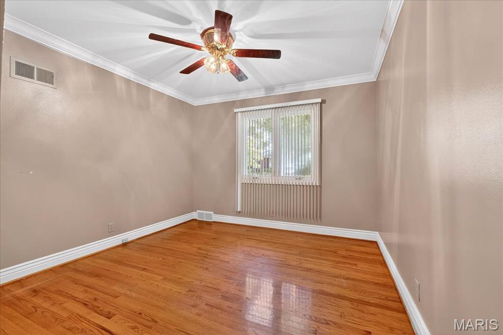 34 Oakland Hills Drive Property Photo 32