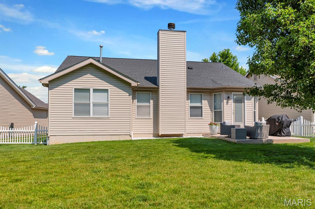 256 Spring Borough Drive Property Photo 9