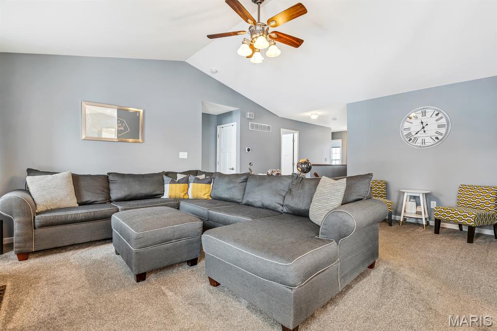 256 Spring Borough Drive Property Photo 14