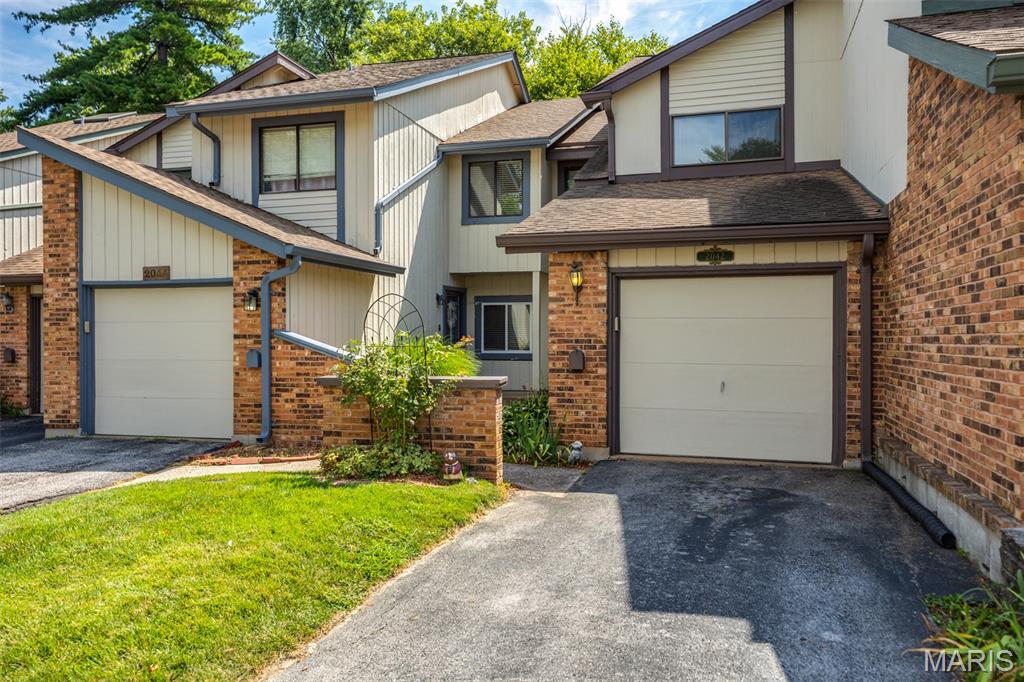 2042 Painted Leaf Drive Property Photo 1