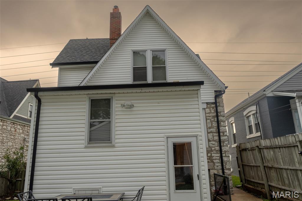 3216 S Big Bend Boulevard Property Photo 3