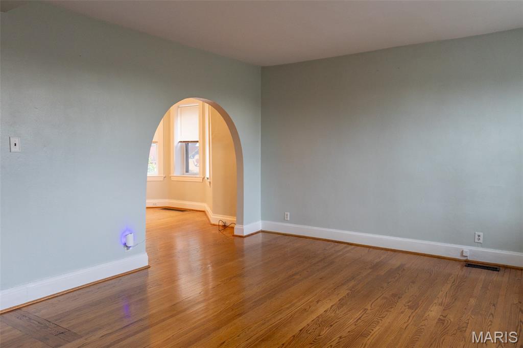 3216 S Big Bend Boulevard Property Photo 11