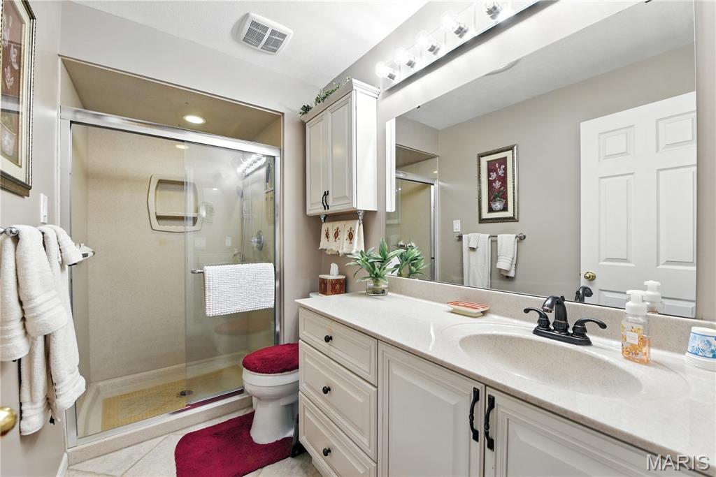 700 Boleyn Place Property Photo 14