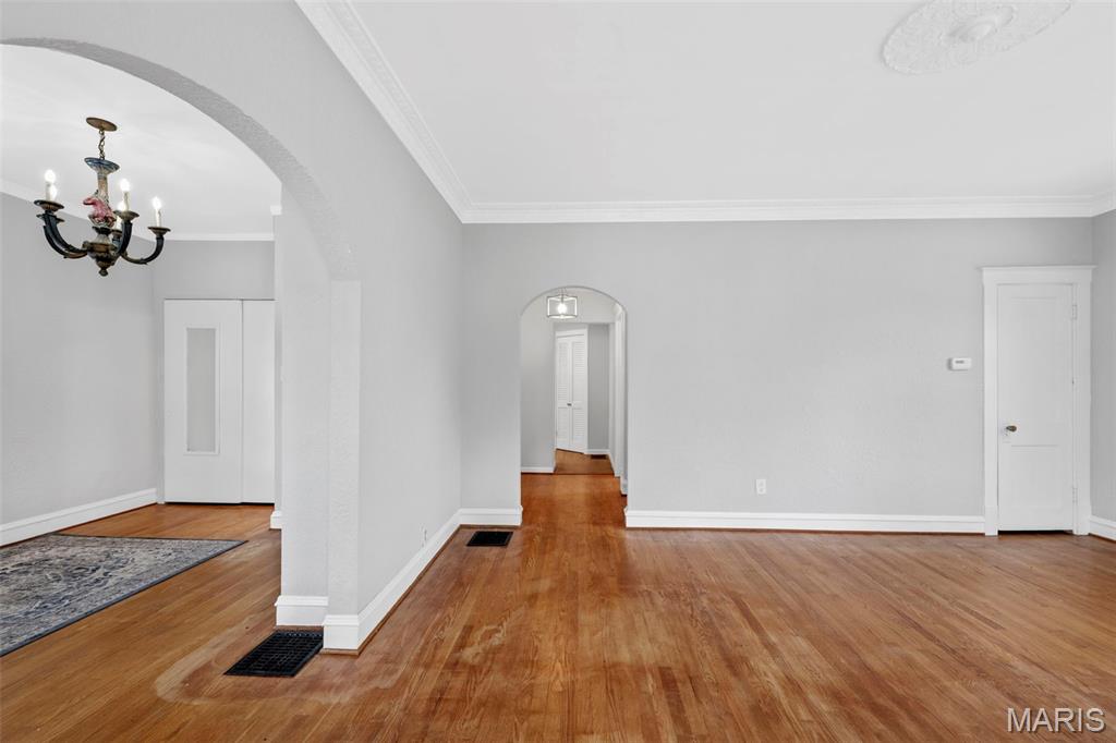 823 N Harrison Avenue Property Photo 5