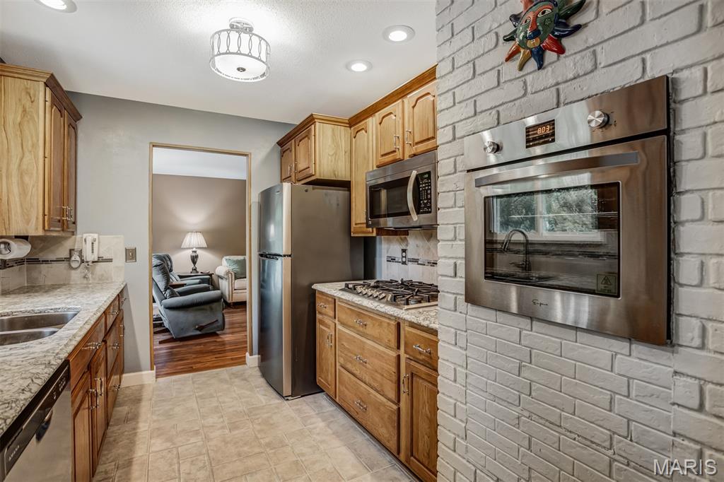 5028 Baldcypress Court Property Photo 16