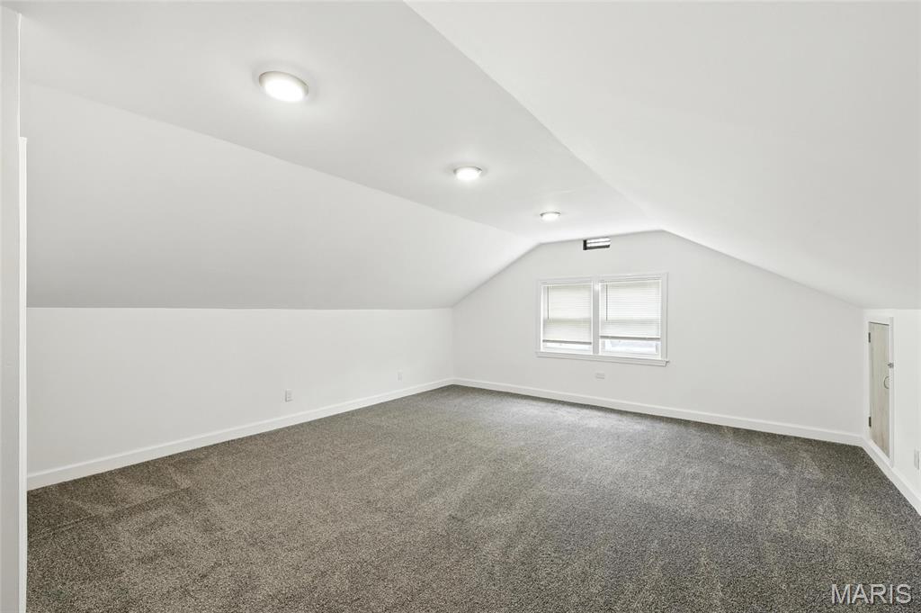 9441 Ridge Avenue Property Photo 35