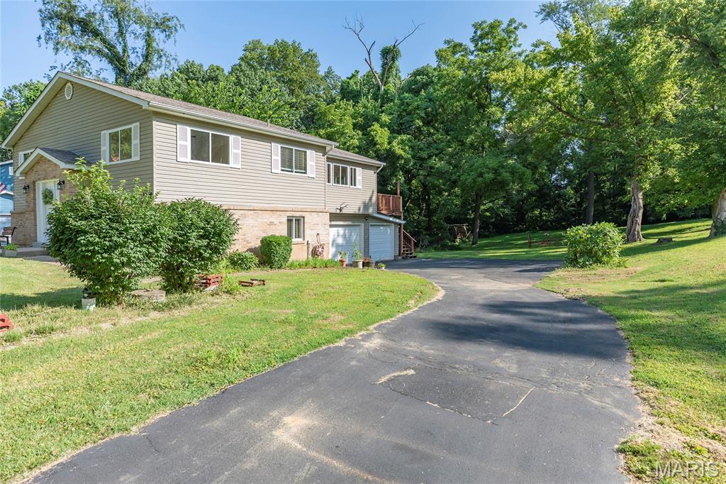 1209 Woodcrest Lane Property Photo 27