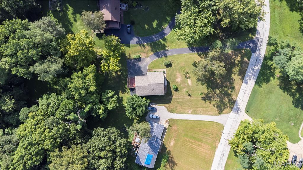 1209 Woodcrest Lane Property Photo 29