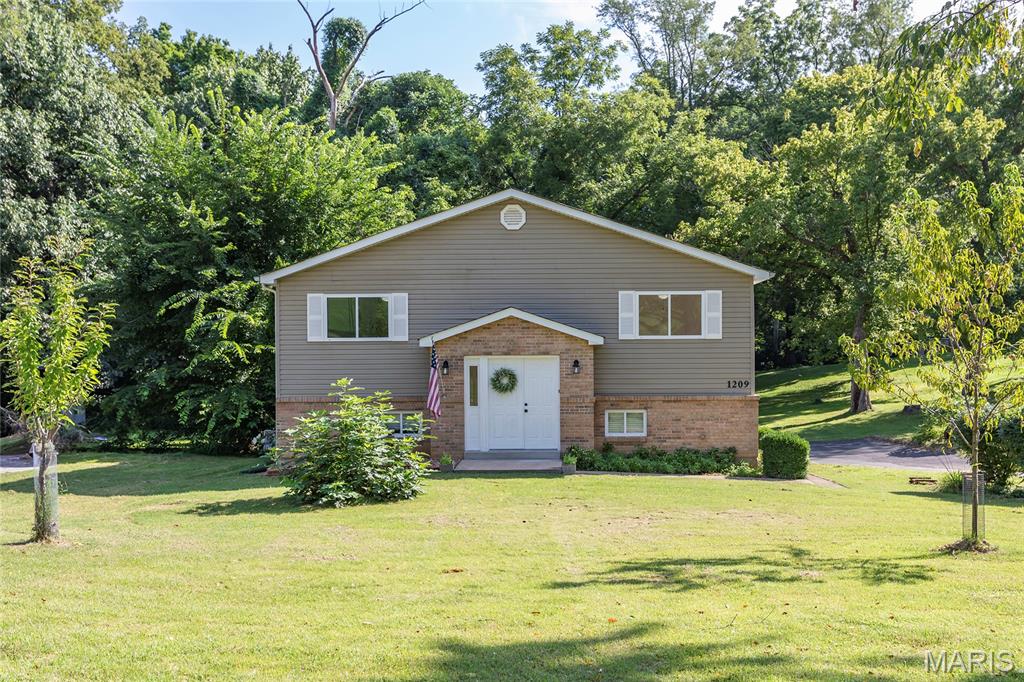 1209 Woodcrest Lane Property Photo 34