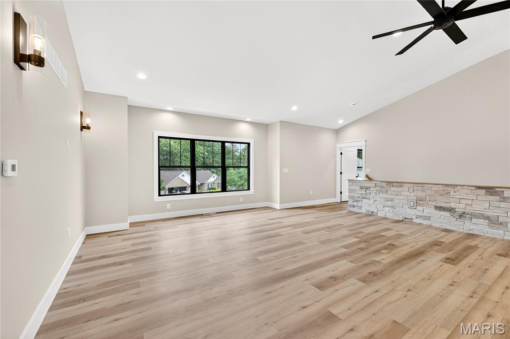 31571 Mimosa Court Property Photo 9