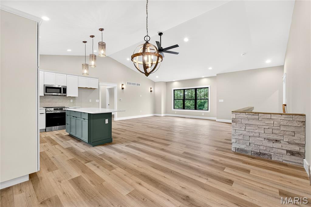 31571 Mimosa Court Property Photo 11