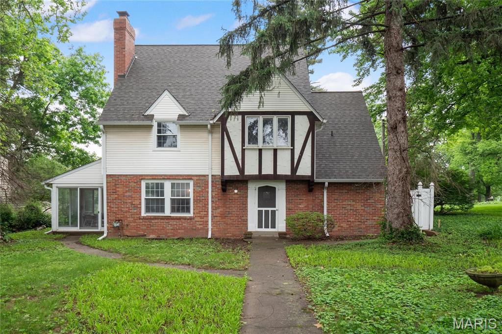 1931 Elm Street Property Photo 1