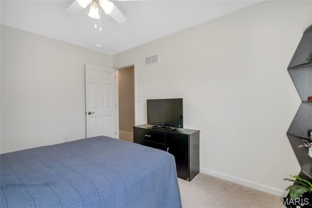 516 Gaslite Drive Property Photo 36