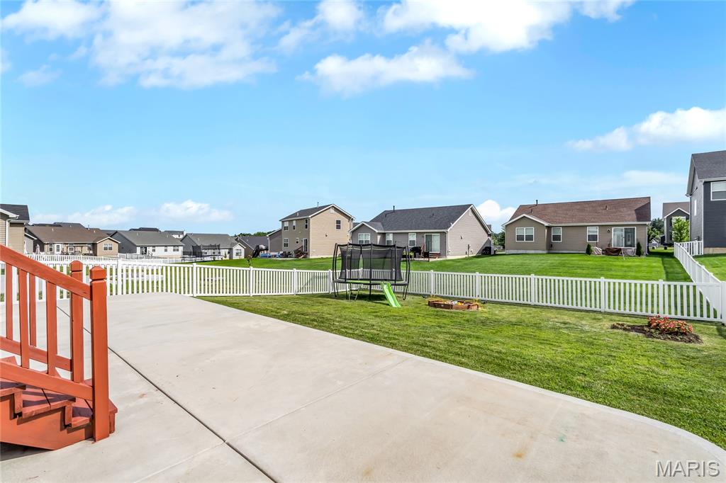 516 Gaslite Drive Property Photo 39