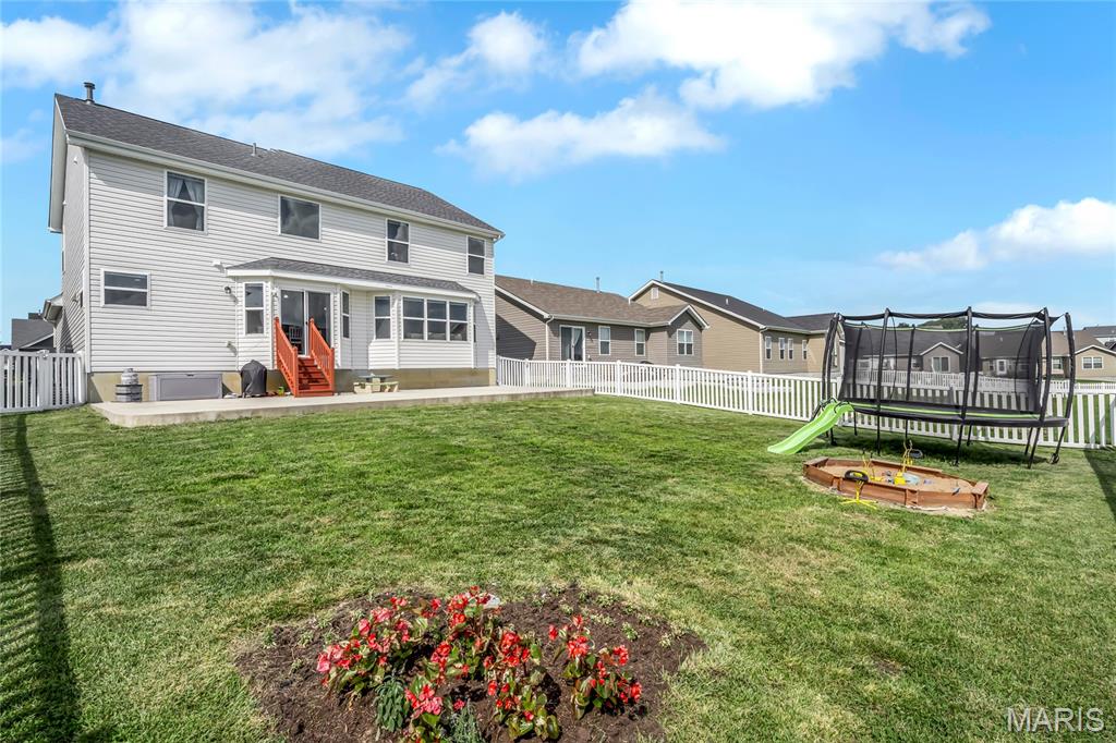 516 Gaslite Drive Property Photo 40