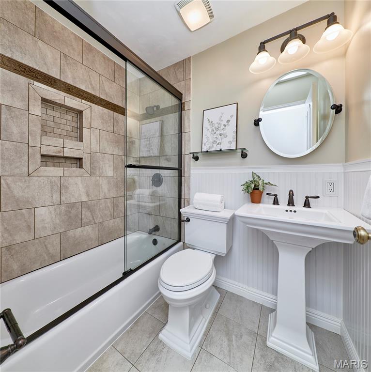 2274 Westglen Park Drive Property Photo 13