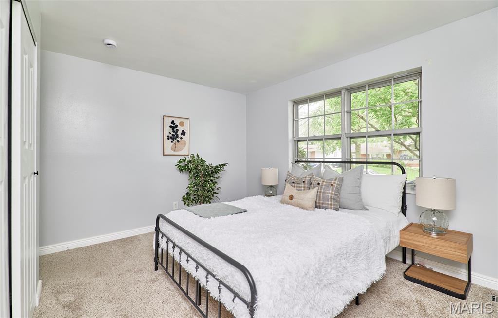 2274 Westglen Park Drive Property Photo 14