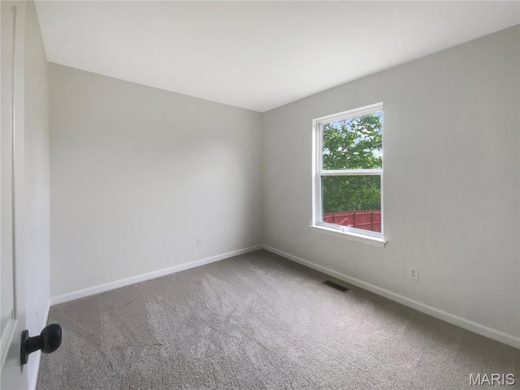 1713 Waters Edge Way Property Photo 4