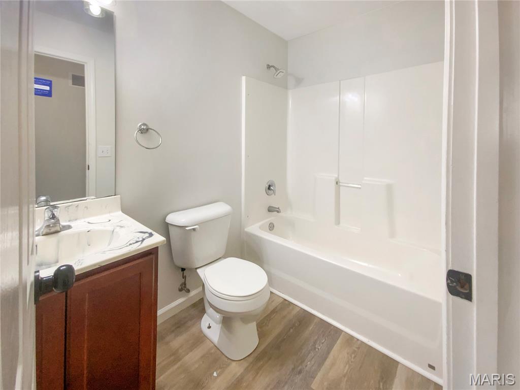 1713 Waters Edge Way Property Photo 7