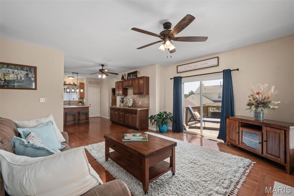 17211 Windsor Crest Boulevard Property Photo 6