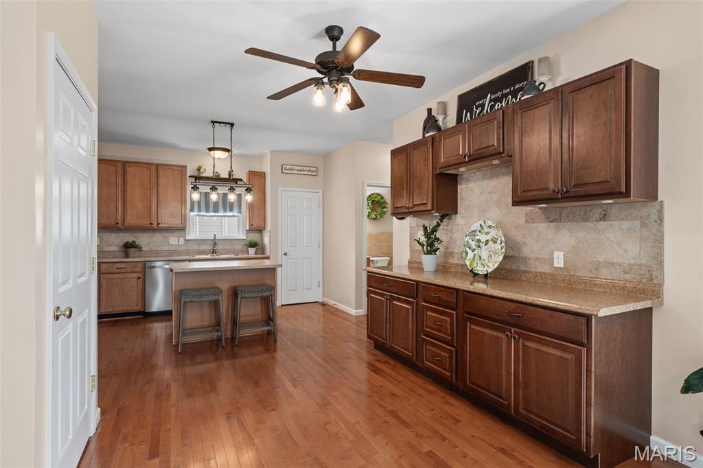 17211 Windsor Crest Boulevard Property Photo 7