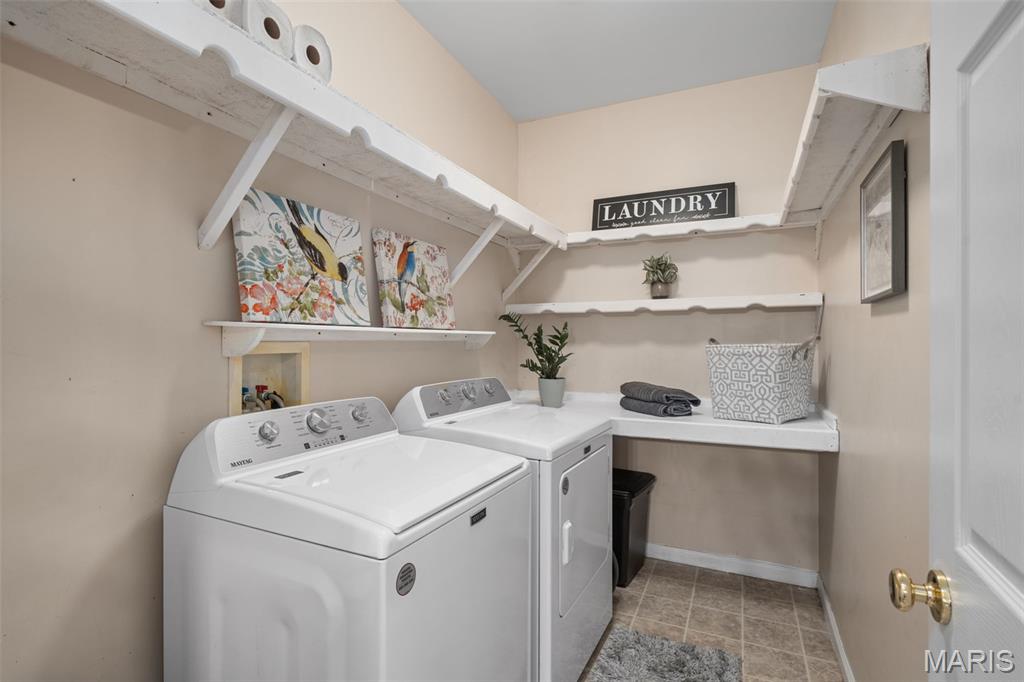 17211 Windsor Crest Boulevard Property Photo 9