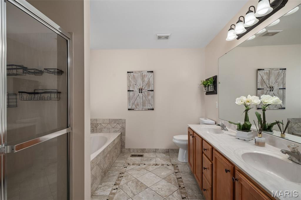 17211 Windsor Crest Boulevard Property Photo 13