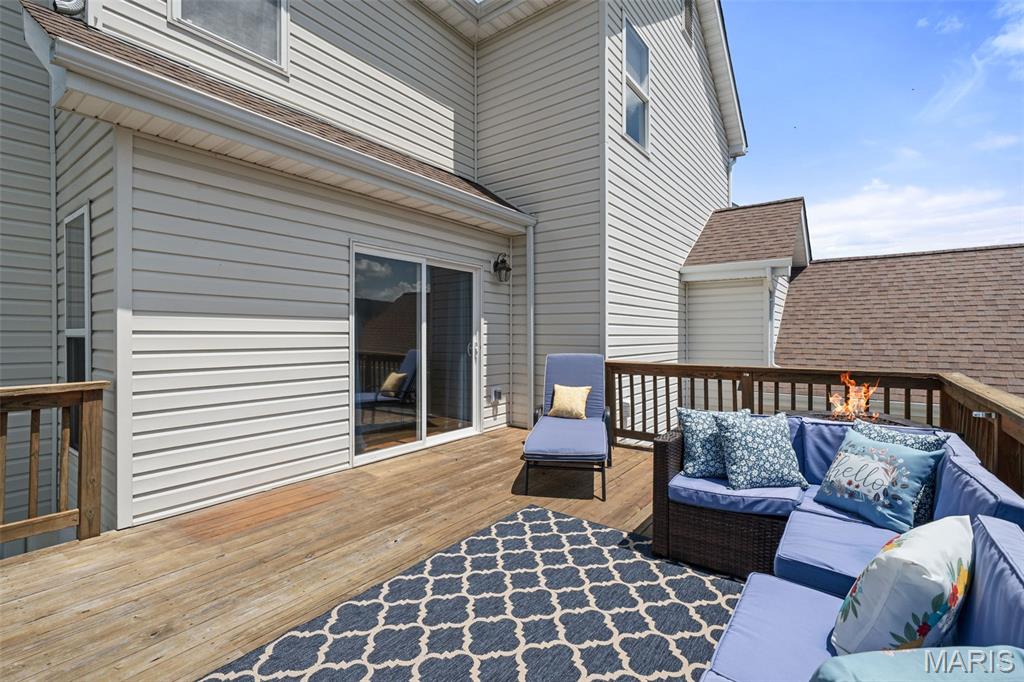 17211 Windsor Crest Boulevard Property Photo 27