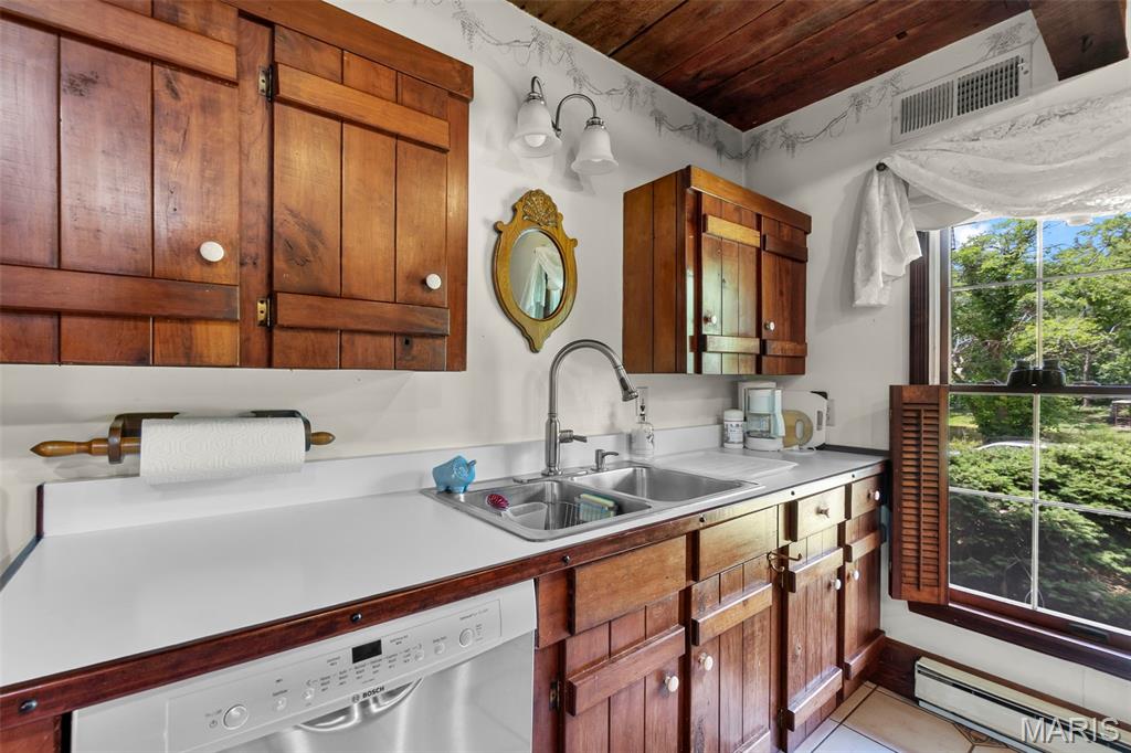 601 S Shelby Street Property Photo 8