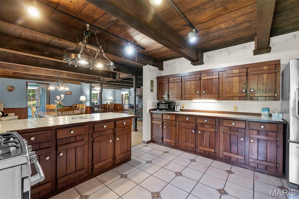 601 S Shelby Street Property Photo 10