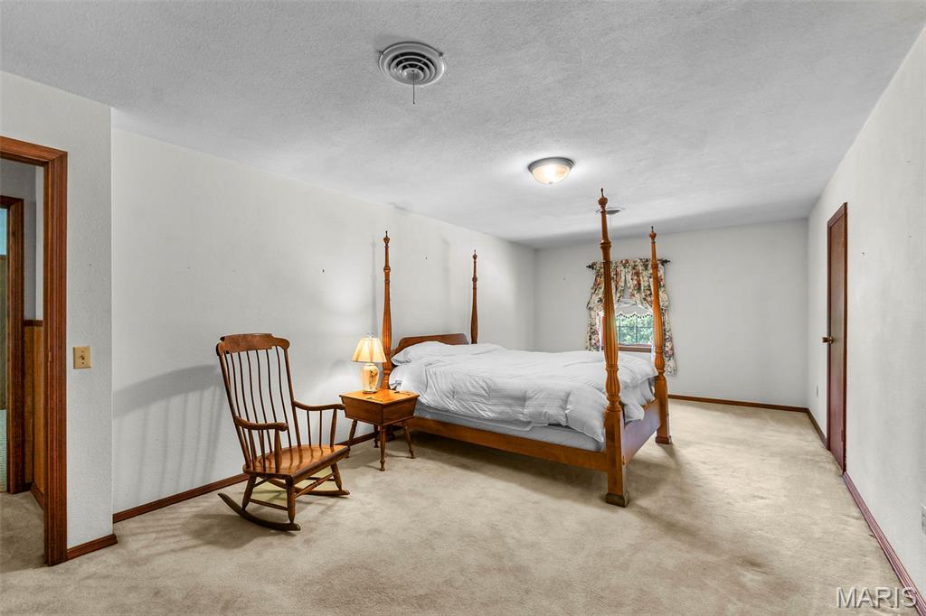 601 S Shelby Street Property Photo 18